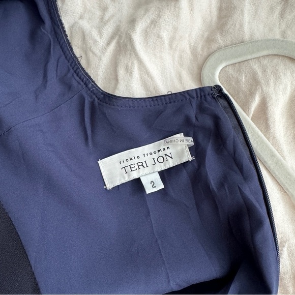 Rickie Freeman For Teri Jon Beaded Cape-Sleeve Satin Gown in Navy - Size 2 - Picture 14 of 14